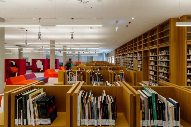 Εθνική Βιβλιοθήκη Ελλάδος: Ένας νέος κόσμος – Επισκέψεις και δανεισμοί